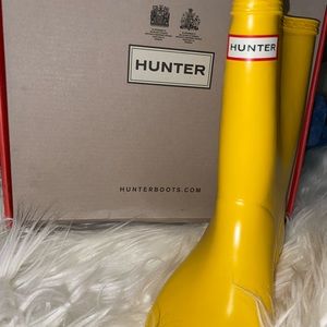 Yellow Kids rain boots